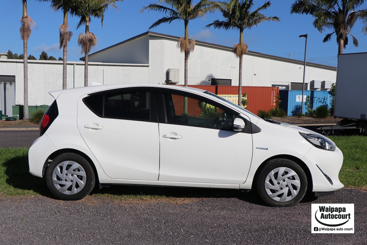 2017 Toyota Aqua