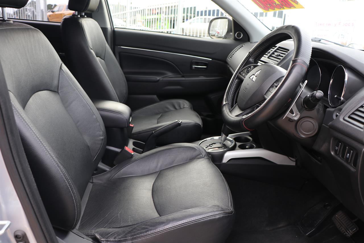 2014 Mitsubishi RVR