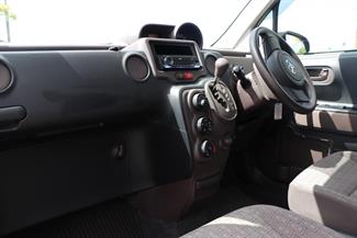 2012 Toyota Spade - Thumbnail