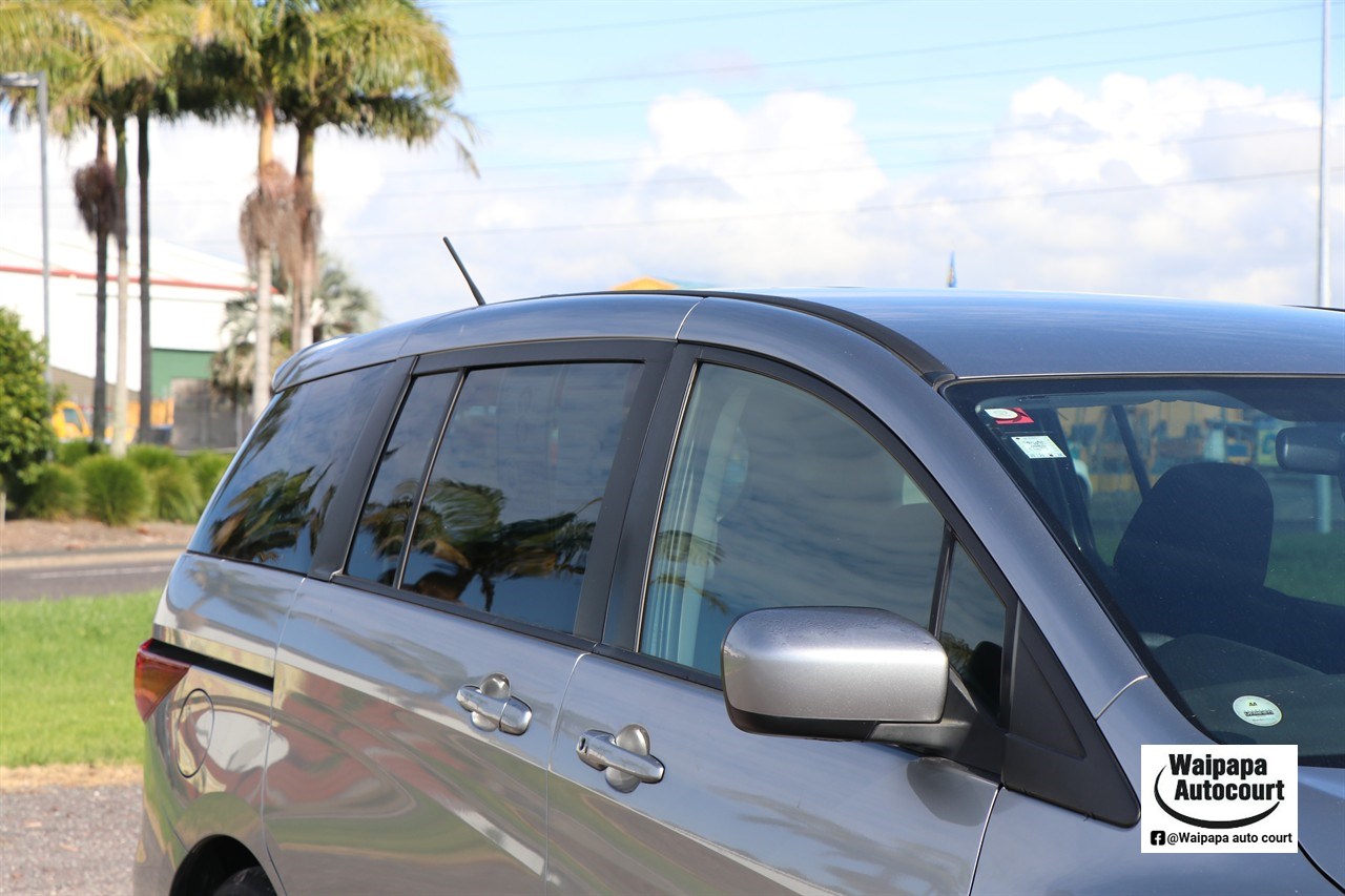 2011 Mazda Premacy