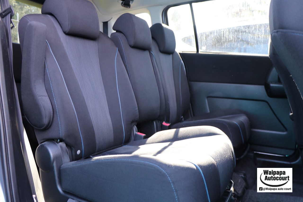 2011 Mazda Premacy