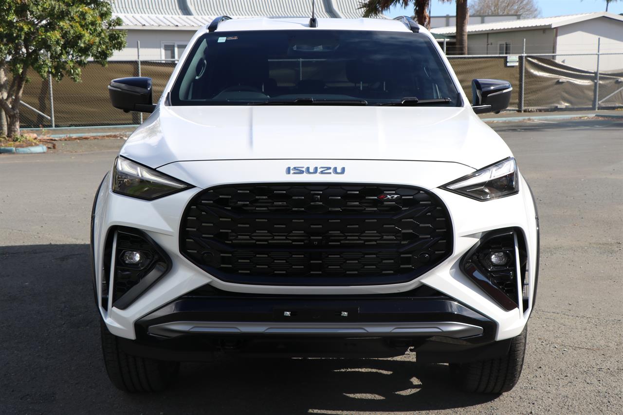 2025 Isuzu MU-X
