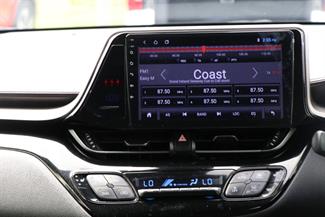 2017 Toyota C-Hr - Thumbnail