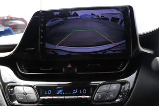 2017 Toyota C-Hr - Thumbnail