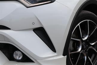 2017 Toyota C-Hr - Thumbnail