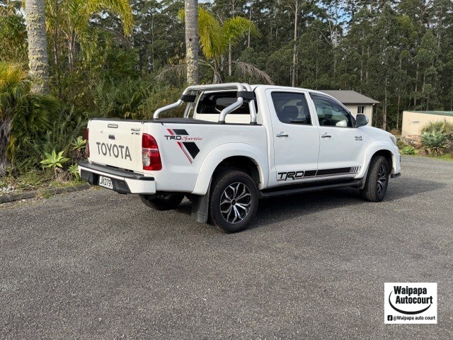 2015 Toyota Hilux