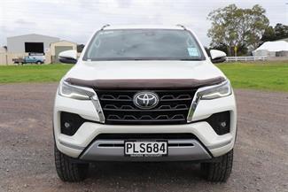 2022 Toyota Fortuner - Thumbnail