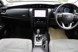 2022 Toyota Fortuner - Thumbnail