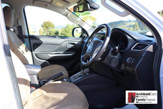 2023 Mitsubishi Triton - Thumbnail