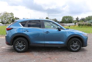 2022 Mazda Cx-5 - Thumbnail