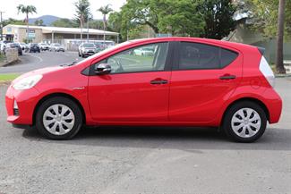 2014 Toyota Aqua - Thumbnail