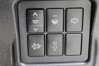 2016 Toyota Landcruiser - Thumbnail