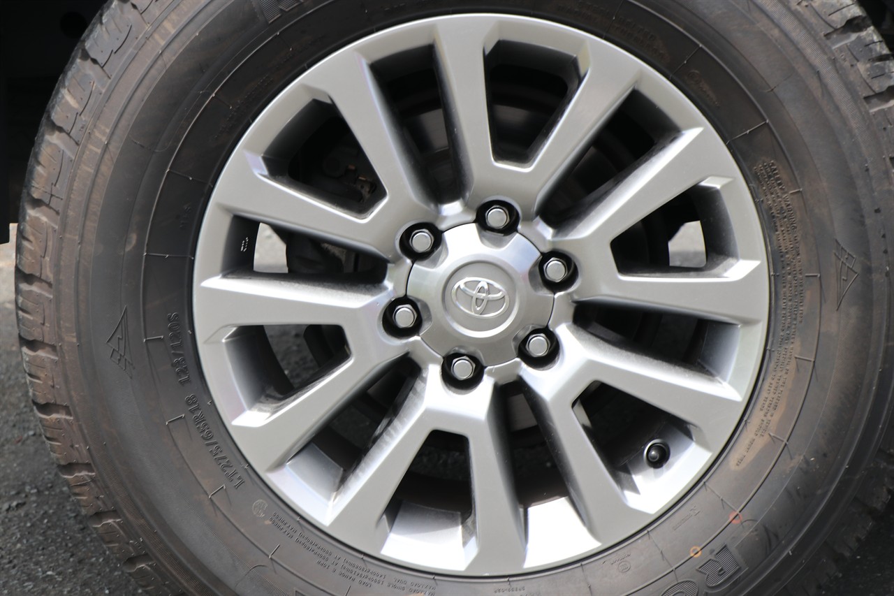 2016 Toyota Landcruiser