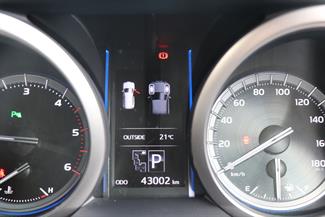 2016 Toyota Landcruiser - Thumbnail