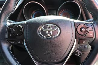 2018 Toyota Corolla - Thumbnail