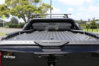 2022 Mitsubishi Triton - Thumbnail