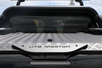 2022 Mitsubishi Triton - Thumbnail