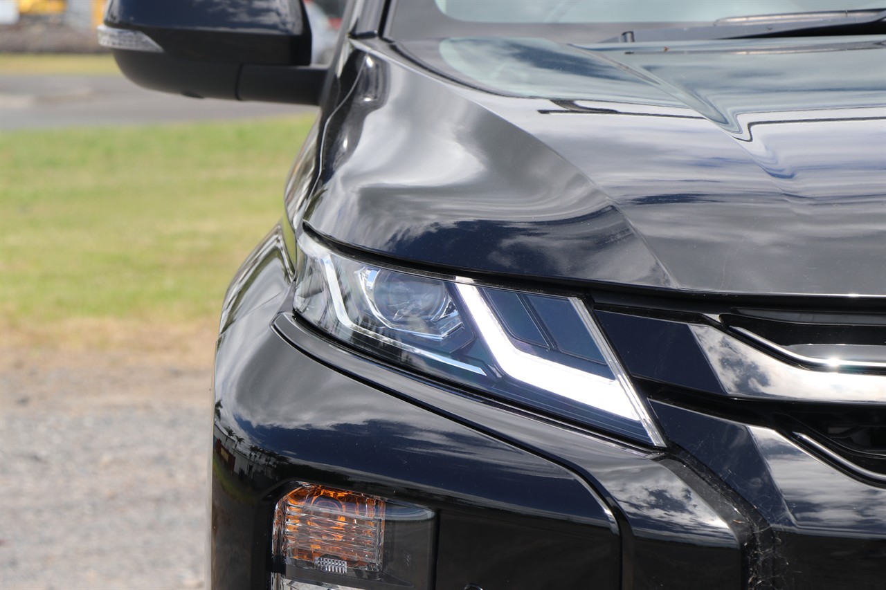 2022 Mitsubishi Triton