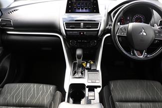 2018 Mitsubishi Eclipse Cross - Thumbnail