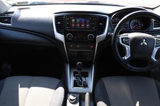 2020 Mitsubishi Triton - Thumbnail