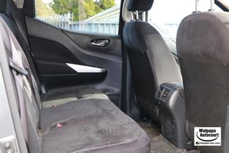 2019 Nissan Navara - Thumbnail