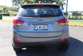 2010 Hyundai ix35 - Thumbnail