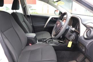 2013 Toyota RAV4 - Thumbnail