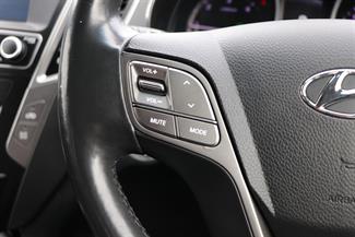 2017 Hyundai Santa Fe - Thumbnail